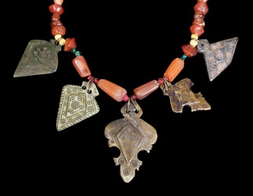 TIBETAN STONE NECKLACE