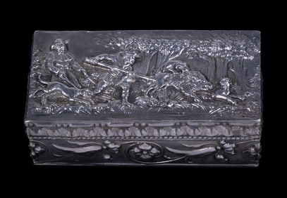 DUTCH SILVER SNUFF BOX WITH HUNTING SCENE, 19TH CENTURY