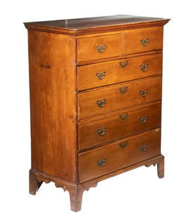 FIVE DRAWER COUNTRY CHIPPENDALE CHEST: 18th c. Pumpkin Pine Molded Top Chest with two half-width drawers over four full-width graduated drawers, all with molded edge, retaining the original brasses, molded tall bracket base, OS: 47 x 37 1/