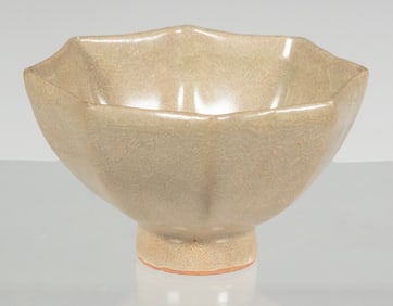 CHINESE NORTHERN SONG PERIOD PORCELAIN BOWL
