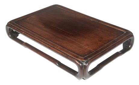 CHINESE HUANGHUALI WOOD DISPLAY STAND, QING DYNASTY
