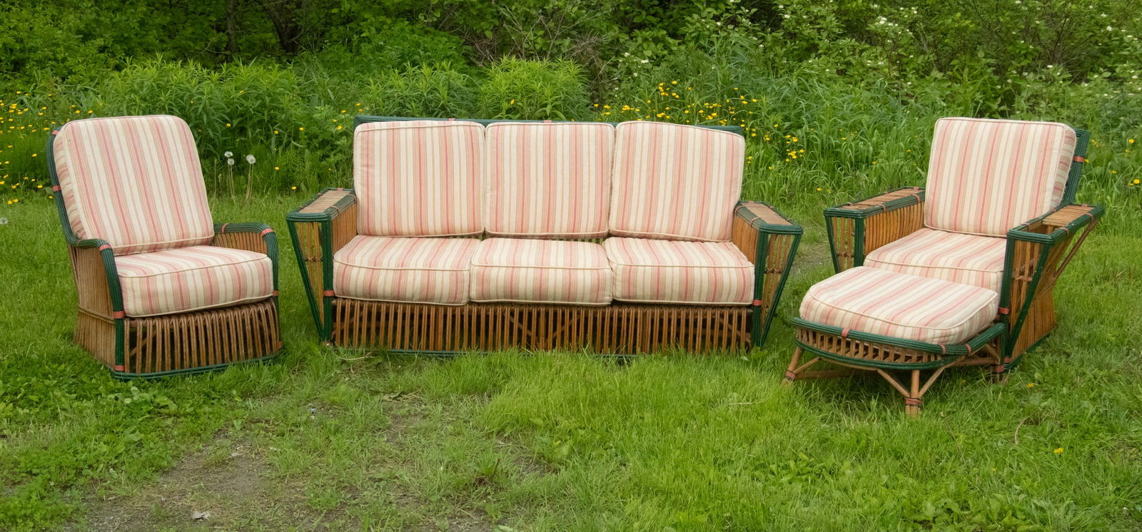 (4 PC SET) ART DECO 1930'S RATAAN PATIO SET W/ CUSHIONS (1 of 3)