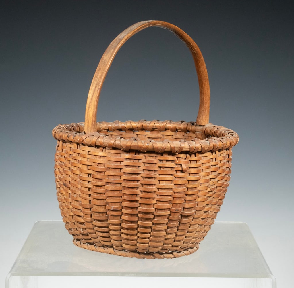 MAINE ASH SPLINT ROUND BASKET (1 of 1)