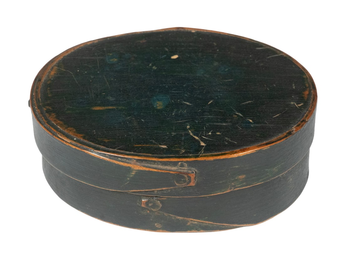 OVAL GREEN PAINTED PANTRY BOX (1 of 2)