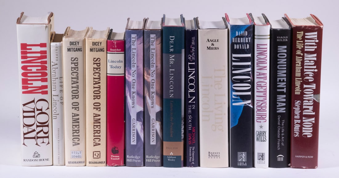 (14) BOOKS ON LINCOLN, LATE 20TH C.: Including: "Lincoln" by Gore Vidal; PLUS "Life of Abraham Lincoln" by John Locke Scripps, 1961; PLUS (2 copies) "Edward Dicey"s Spectator of America", PLUS "Lincoln Today" by Victor Searcher, 1969; PL