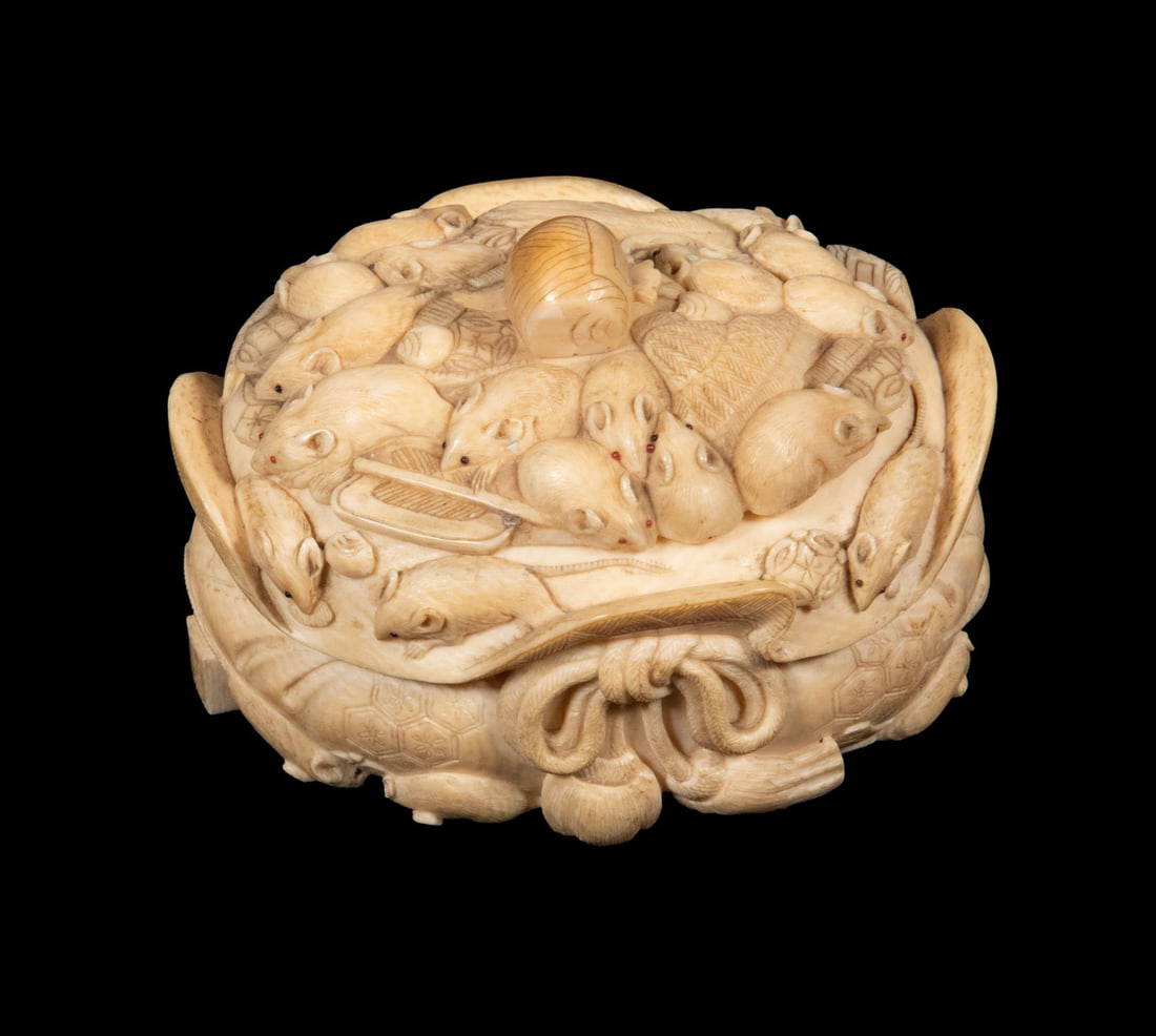 19TH C. JAPANESE CARVED IVORY BOX WITH MICE, SIGNED, MEIJI PERIOD