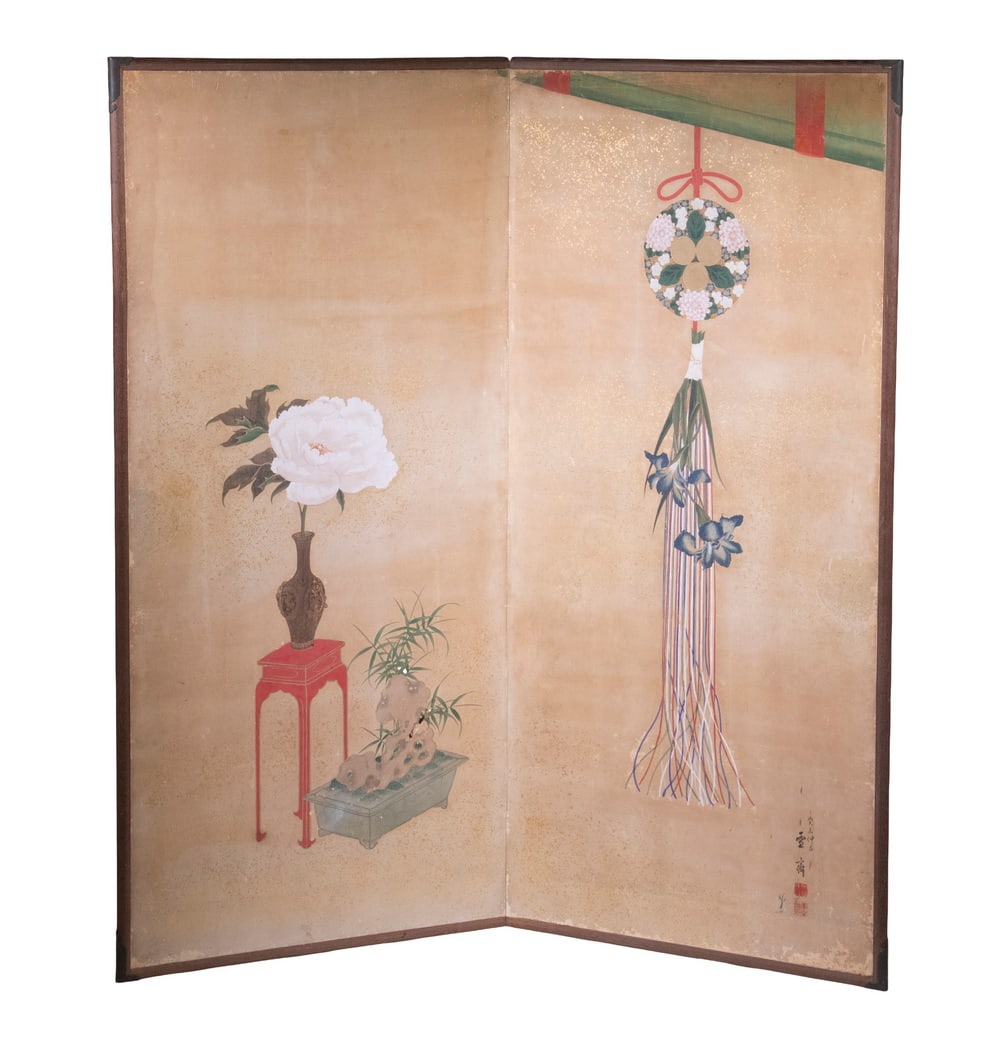 JAPANESE TWO-PANEL FOLDING SCREEN WITH PEONY AND FLORAL TASSEL, SIGNED: A Japanese two-panel folding screen (byobu), likely early 20th century, painted in mineral pigments and ink on paper. One panel features a white peony in a bronze vase on a red lacquered stand, alongs
