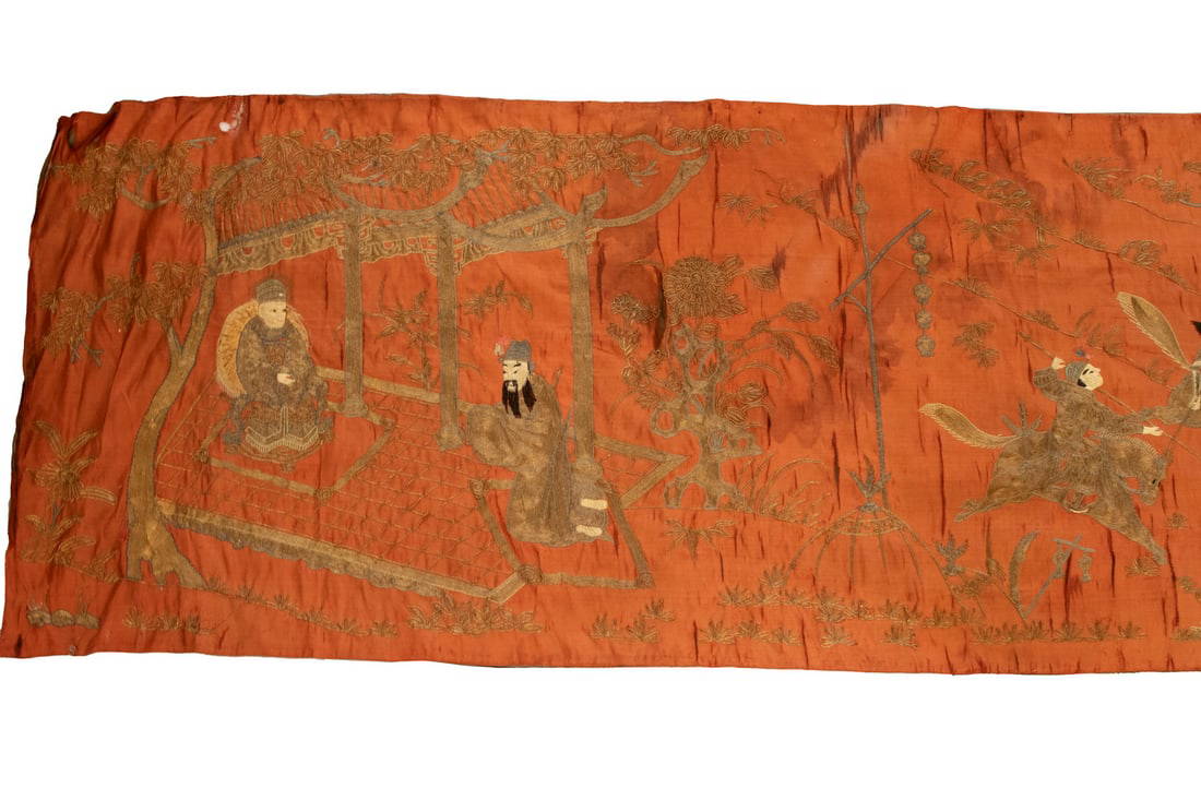 NEARLY 11 FOOT LONG CHINESE GOLDWORK SILK CLOTH, 19TH CENTURY