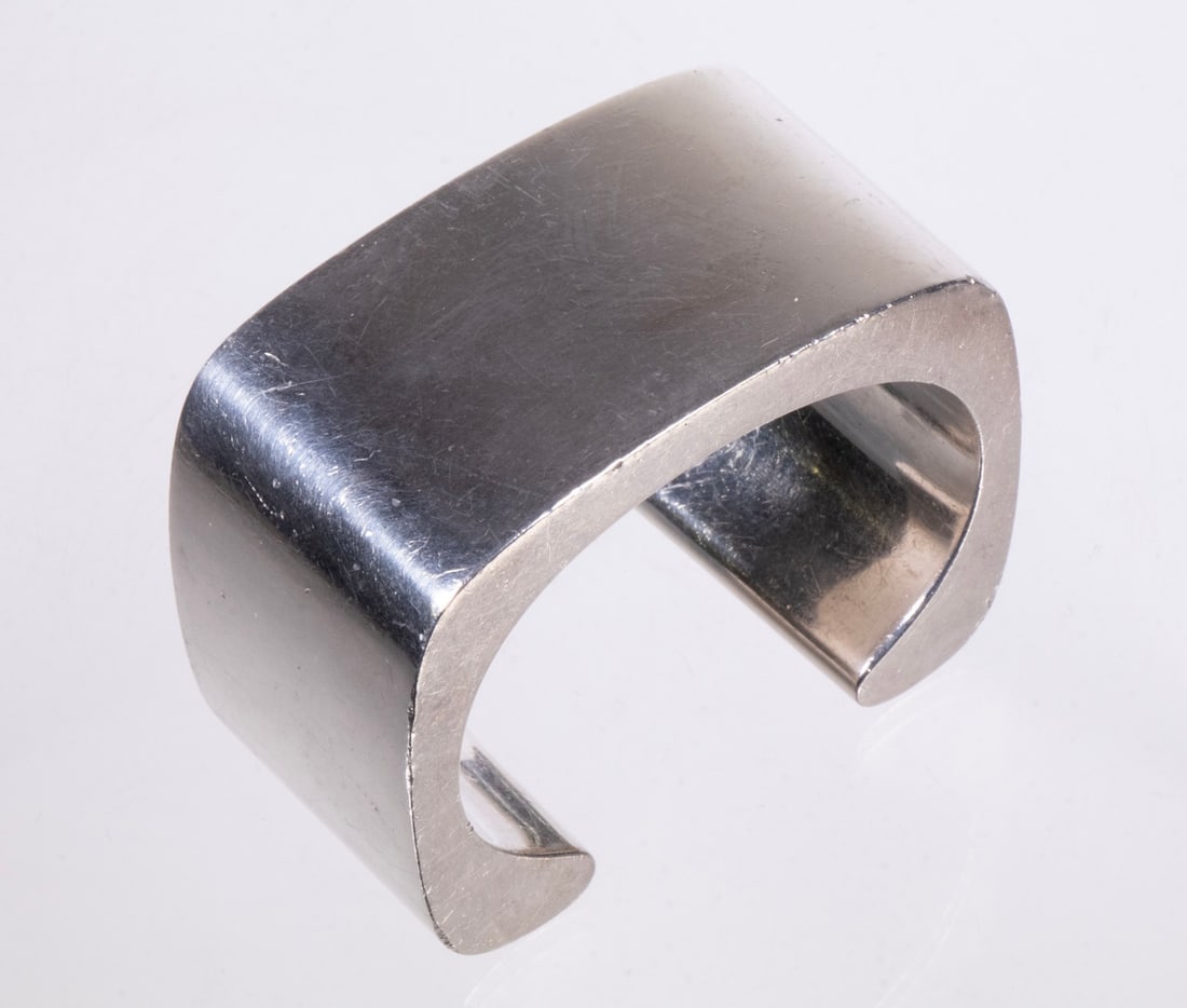 TIFFANY & CO. FINNISH PEKKA PIEKAINEN SILVER CUFF BRACELET (1 of 2)