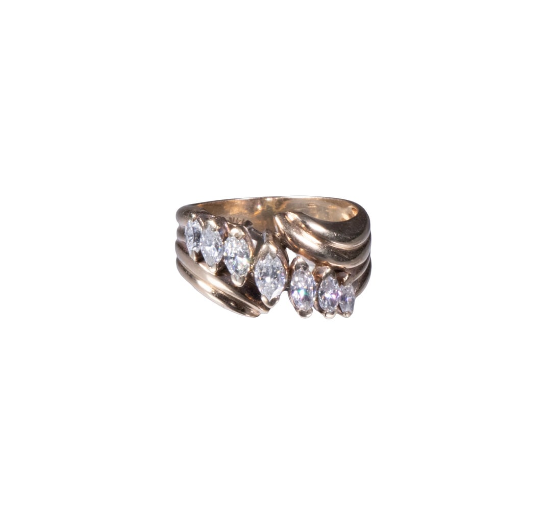 VINTAGE 14K GOLD RING WITH MARQUISE-CUT DIAMONDS (1 of 1)