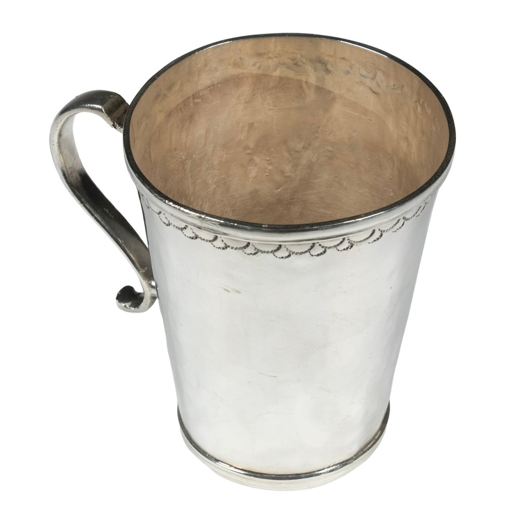 PERUVIAN SILVER MUG: Vintage Hand Crafted 900-Silver Drinking Vessel, with lunette decoration surrounding the rim, stamped "Industria Peruana" and "900." 6.99 ozt.4 x 4 1/2 x 3 1/4 in. (10.2 x 11.4 x 8.3 cm.)