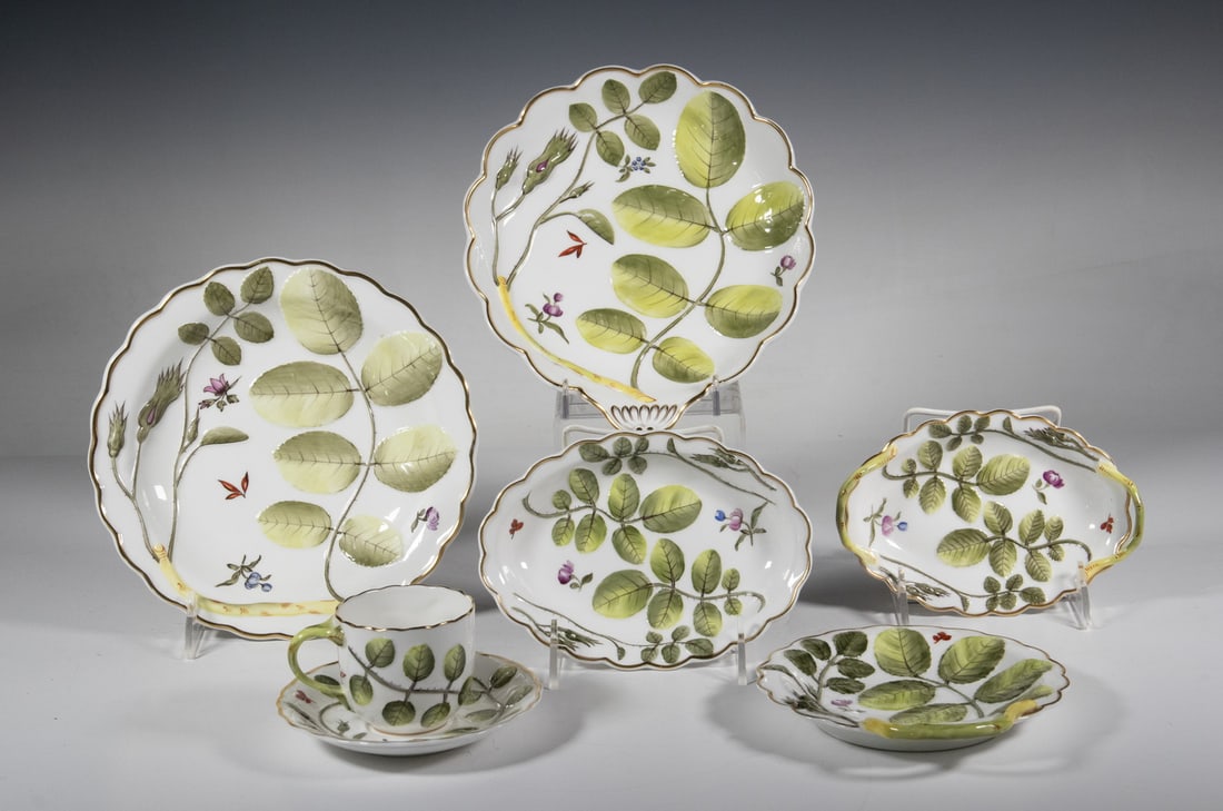 (7 PCS) ROYAL WORCESTER "BLIND EARL" CHINA: Group of (7) Pieces of Fine English Bone China, in the Blind Earl raised and multicolored pattern, incl: Shell shaped dish, 8 1/2" x 7 3/4"; Dessert bowl, 8" diam.; (2) piece demitasse cup and saucer