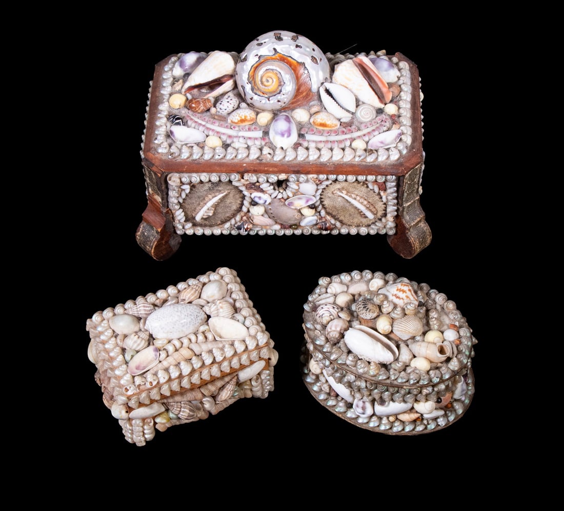 (3) VICTORIAN SHELLWORK BOXES, LATE 19TH CENTURY: A group of three shellwork boxes, each decorated with an array of natural seashells and mother-of-pearl beads over wooden bases. One rectangular example raised on bracket feet and surmounted by a