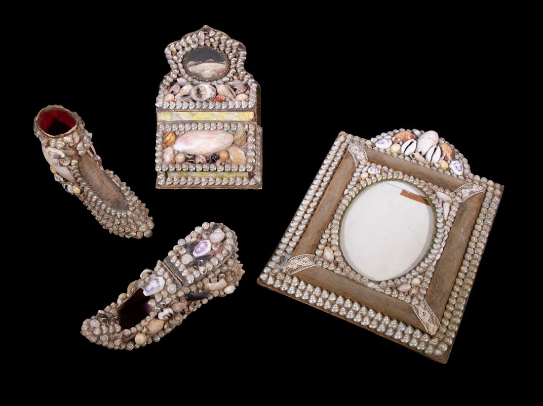 (4) VICTORIAN SHELLWORK FRAME AND BOXES, LATE 19TH CENTURY: A group of four Victorian shellwork pieces, including a rectangular picture frame, one lidded box with mirror, and two shoe-form ornament, each decorated with natural seashells and mother-of-pearl
