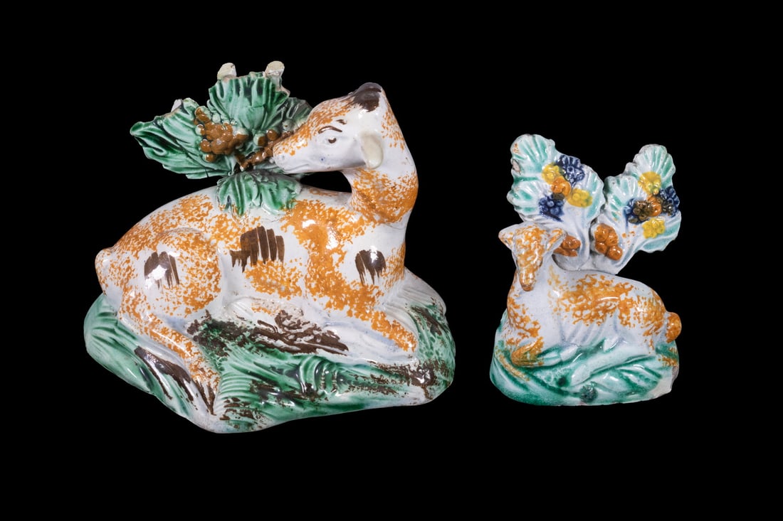 (2) STAFFORDSHIRE PRATT GLAZED POTTERY RECUMBENT DEER, C. 1850 (1 of 2)