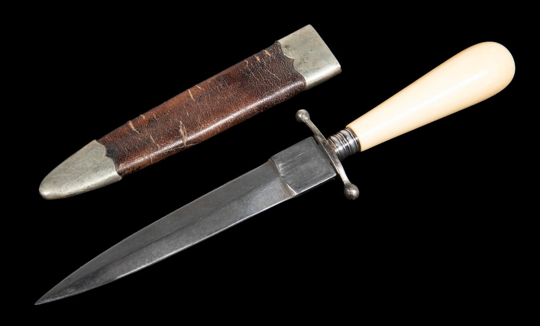 COURTNEY &TENNENT CONFEDERATE DIRK (1 of 4)