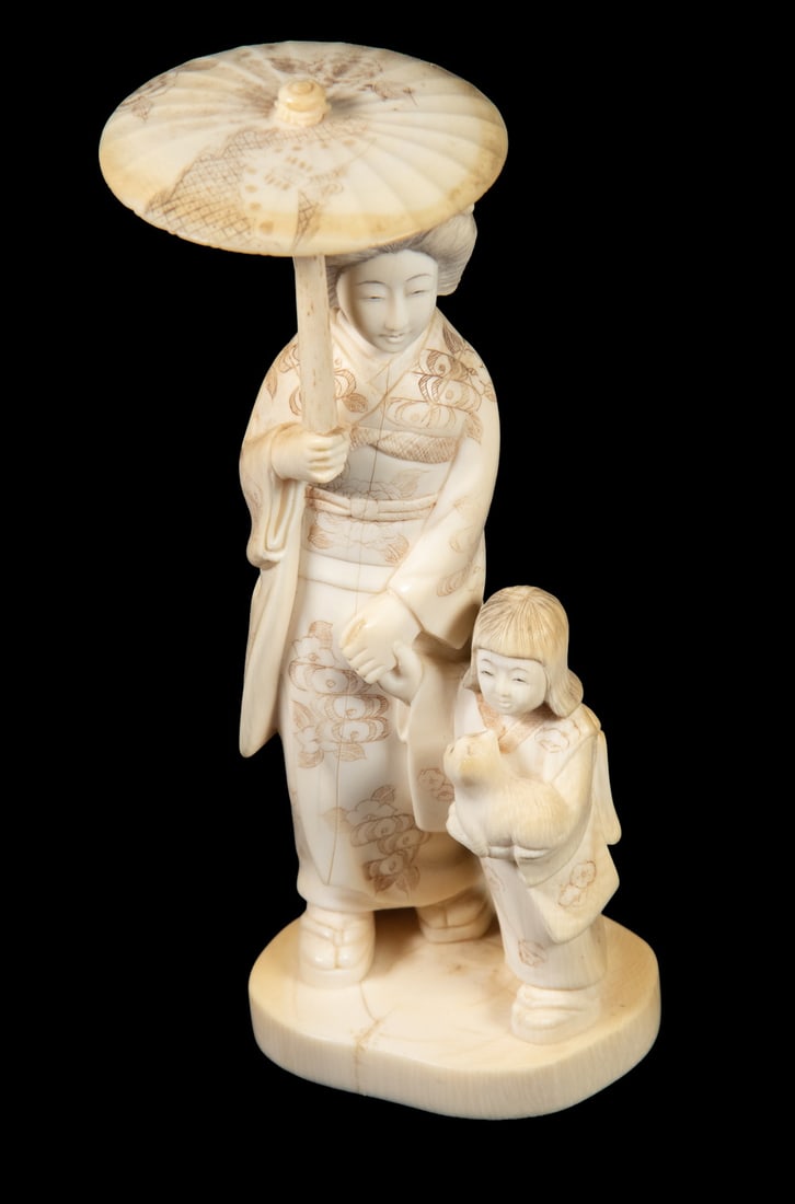 19TH C. JAPANESE IVORY OKIMONO OF MOTHER & CHILD (1 of 3)
