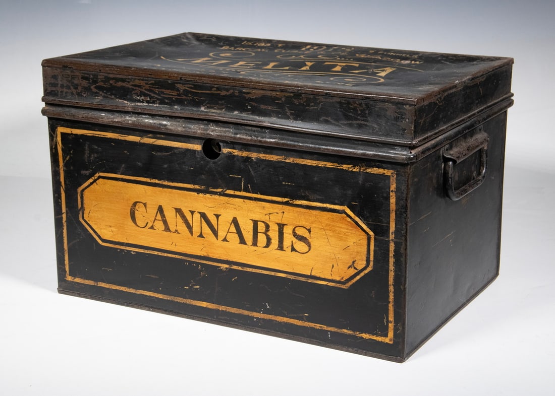 BRITISH MARITIME TIN BOX FOR CANNABIS FROM SS 'MELITA' (1 of 4)