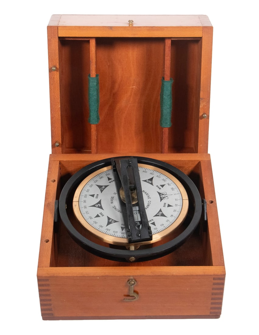 MARINE COMPASS CO. GIMBALED COMPASS (1 of 3)