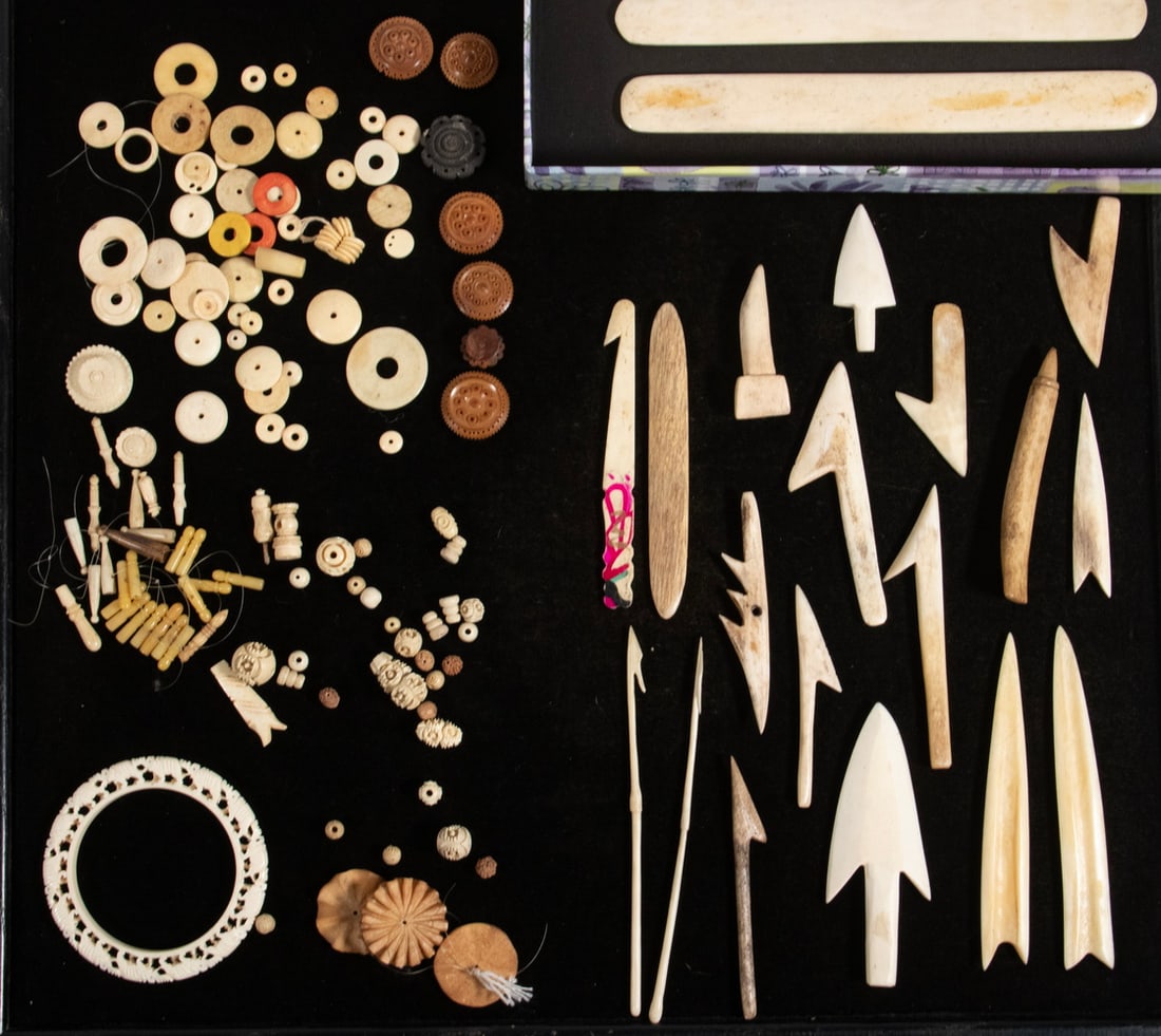 APPROX 150 PCS. IVORY - 3