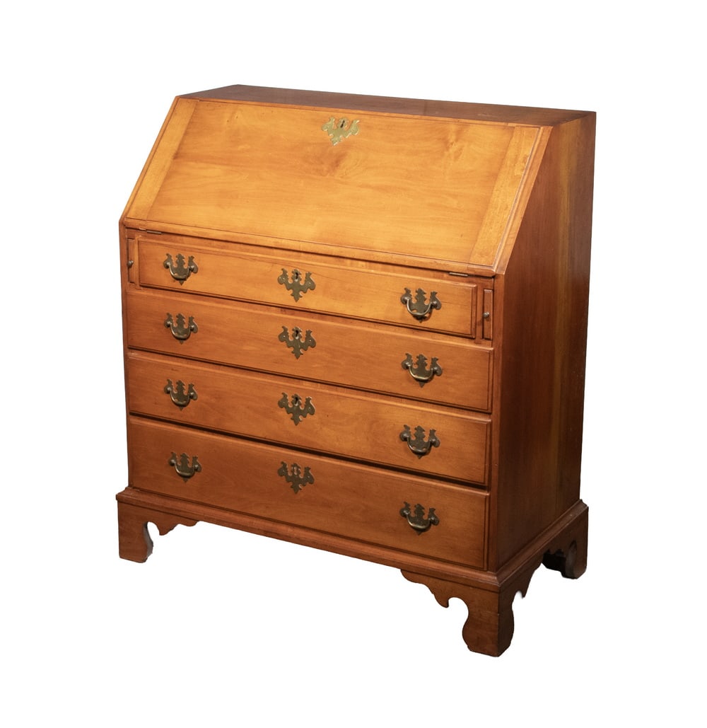 CHIPPENDALE SLANT LID DESK (1 of 5)