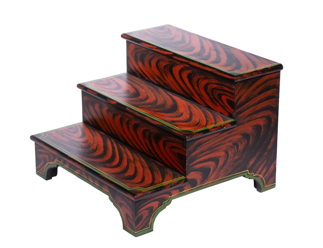 PAINT DECORATED BED STEPS