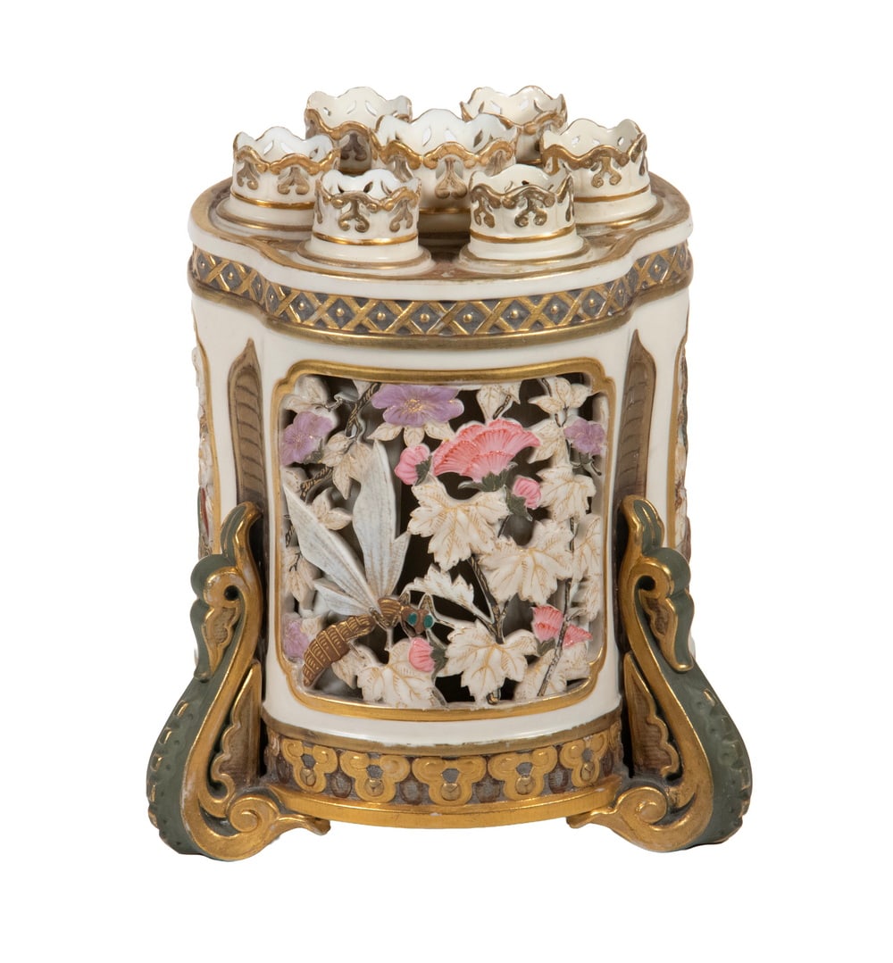 ROYAL WORCESTER PORCELAIN CHINOISERIE TULIPIERE: 19th c. English Aesthetic Movement Porcelain Multi-Spout Vase, the design attributed to artist and ceramicist James Hadley (1837-1903), in the Chinese taste with painted and gilt reticulated panels