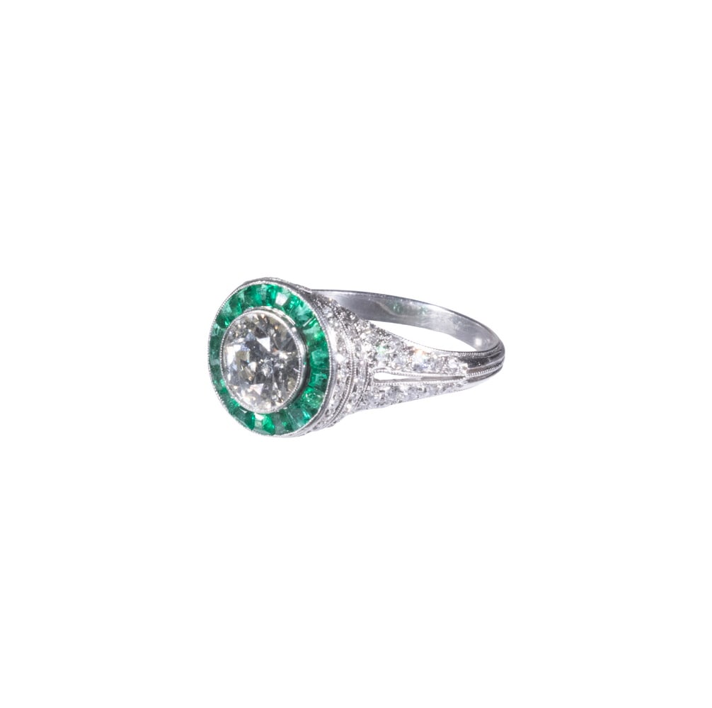PLATINUM DIAMOND AND EMERALD RING (1 of 2)
