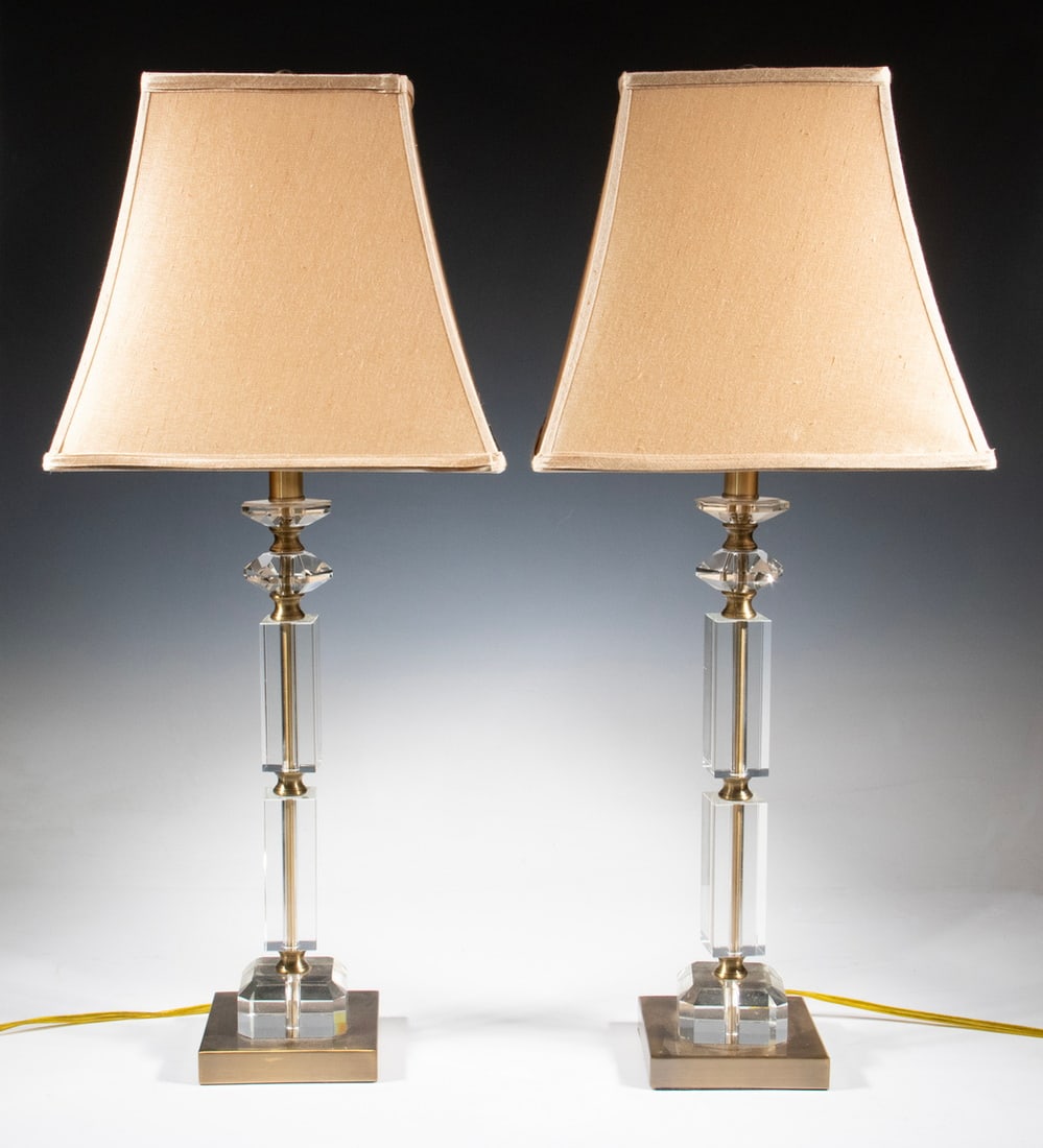 PR LUCITE AND BRASS COLUMN TABLE LAMPS, MID-20TH CENTURY (1 of 1)