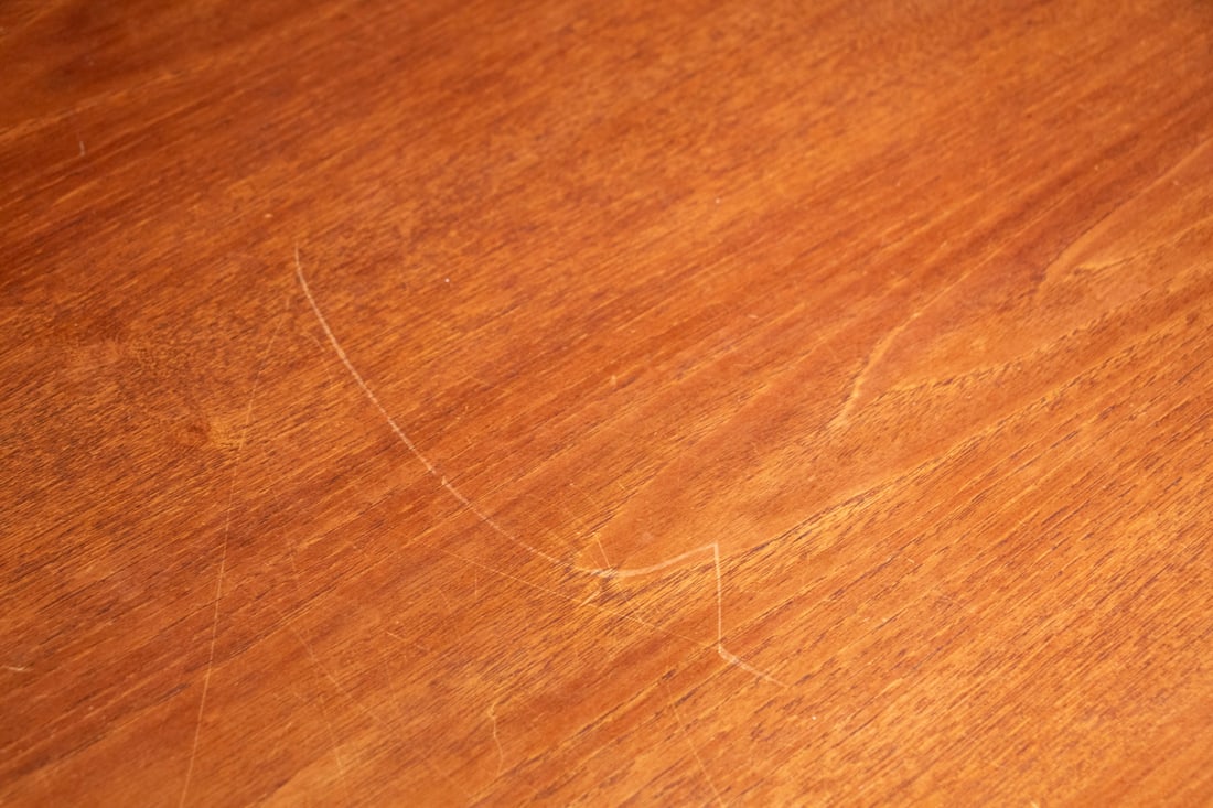 DANISH MODERN TEAK EXTENDABLE DINING TABLE - 3