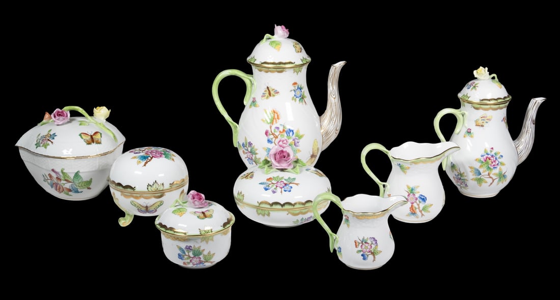 (8) HEREND "QUEEN VICTORIA" COFFEE & CANDY SERVERS (1 of 2)