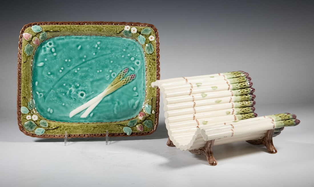 19TH C. MAJOLICA ASPARAGUS SERVER & UNDERPLATE (1 of 2)