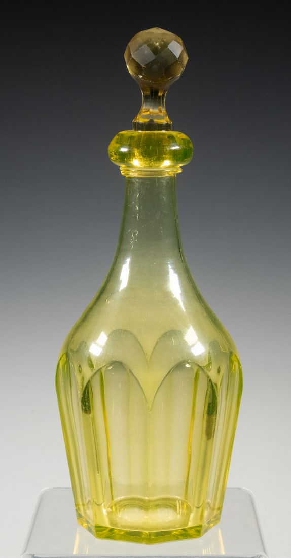 VICTORIAN YELLOW CUT GLASS DECANTER WITH FACETED STOPPER, C. 1880 (1 of 1)
