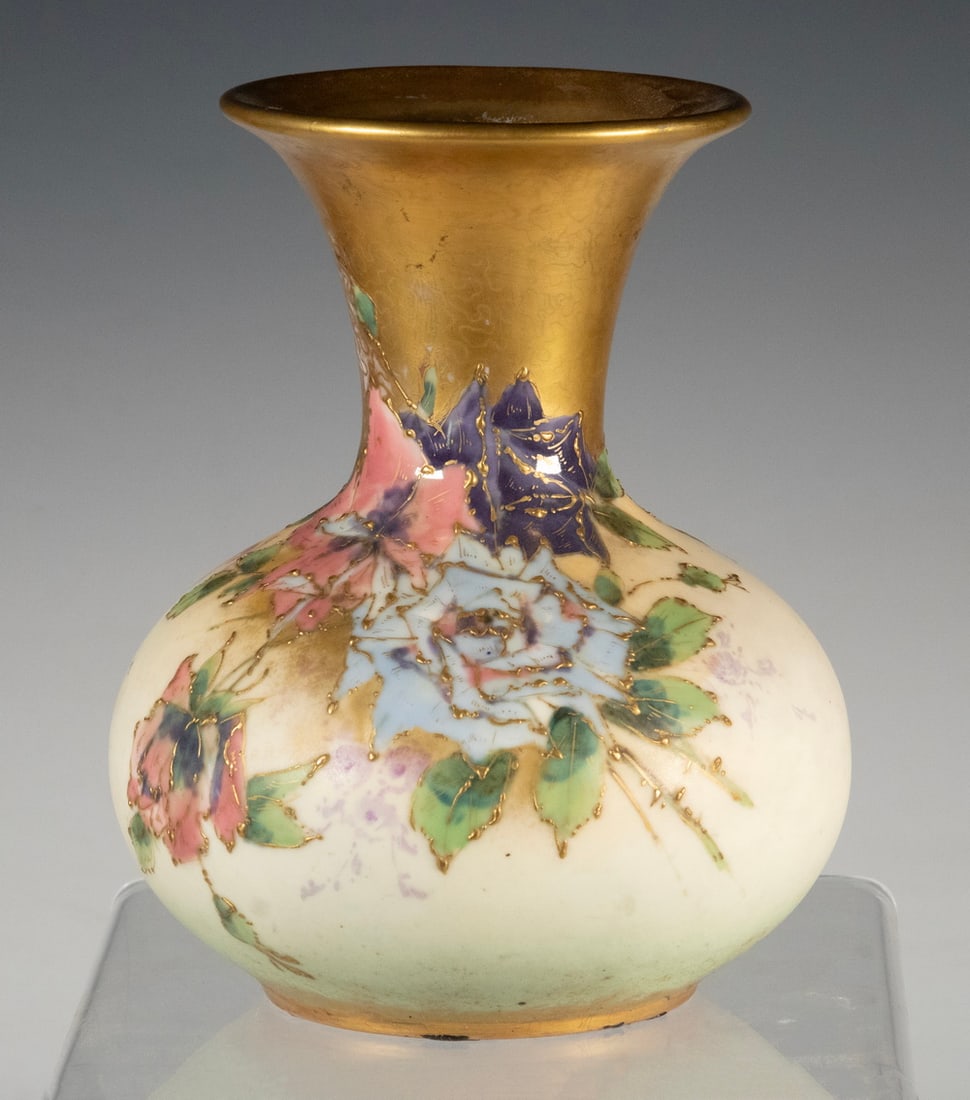 AUSTRIAN ROYAL WETTINA RSTK ART NOUVEAU FLORAL VASE (1 of 2)