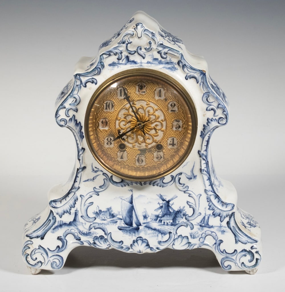 WATERBURY MANTEL CLOCK WITH DELFT STYLE CASE (1 of 3)