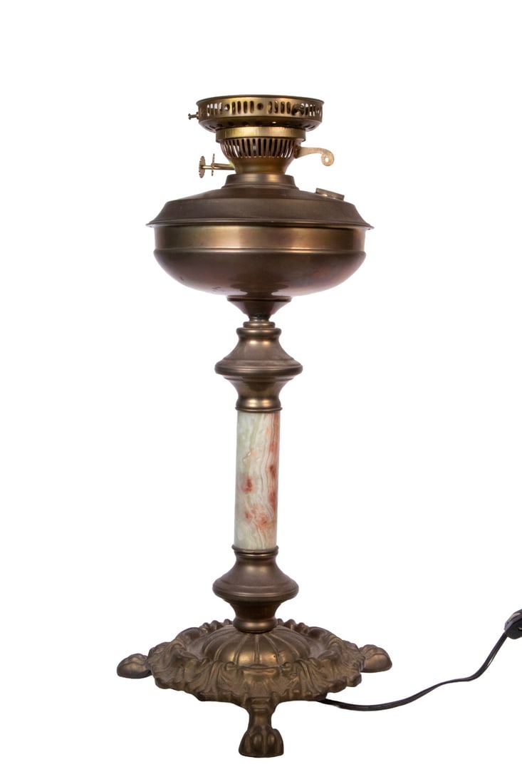 BRASS AND ONYX CONVERTED KEROSENE TABLE LAMP (1 of 1)
