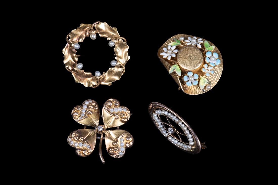 (4) YELLOW GOLD, DIAMOND, AND SEED PEARL BROOCHES (1 of 2)