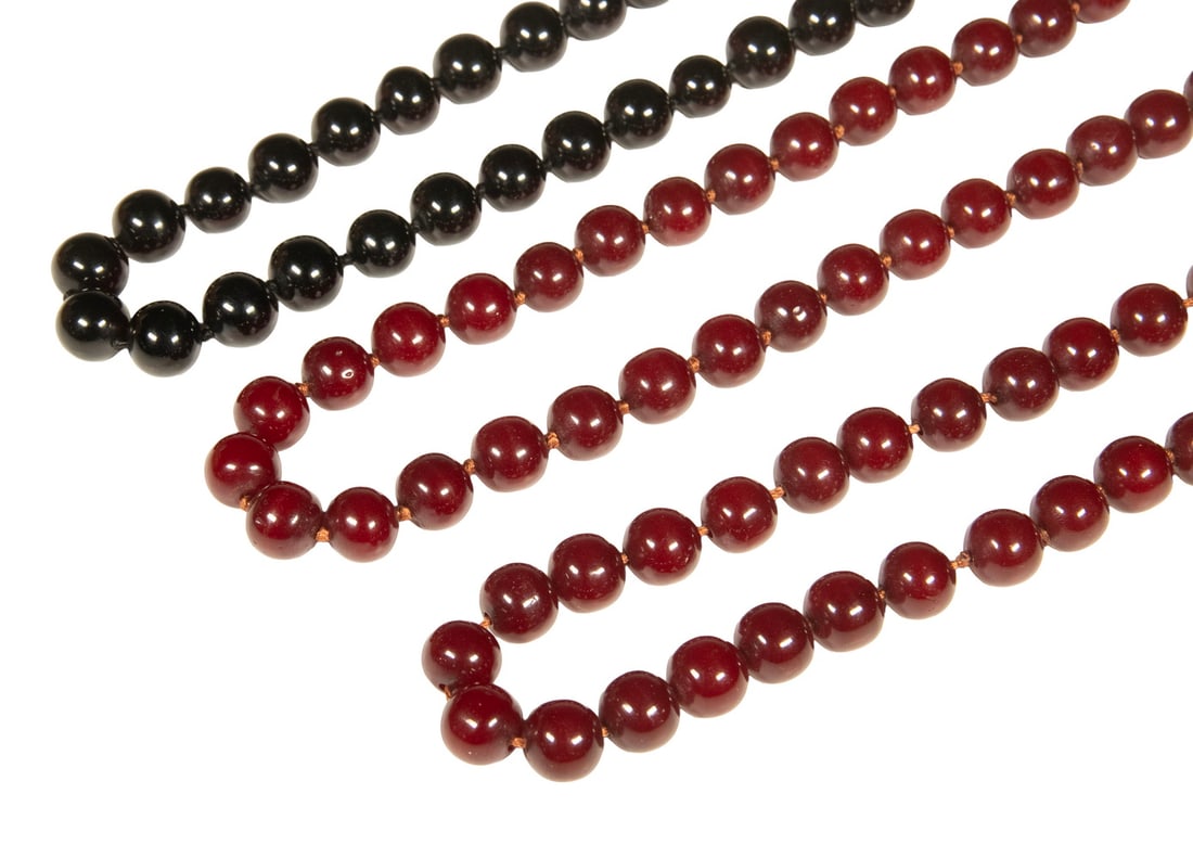 (3) BAKELITE (CATALIN) CHERRY RED AND OXBLOOD BEAD NECKLACES (1 of 2)