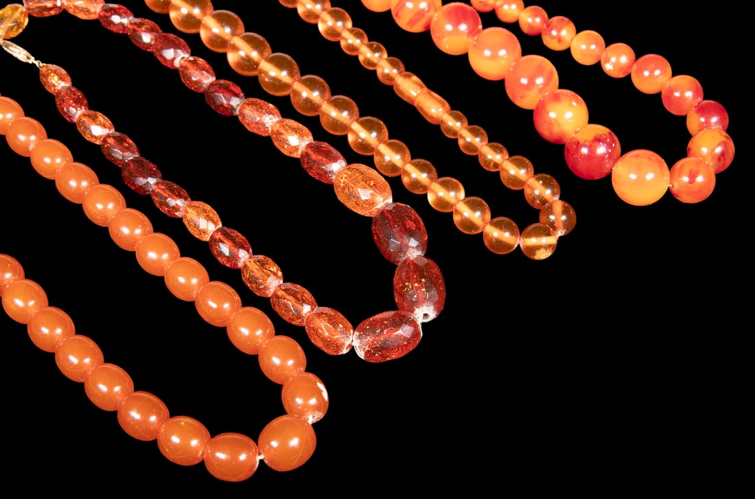 (4) BAKELITE (CATALIN) AMBER TONE BEAD NECKLACES (1 of 2)