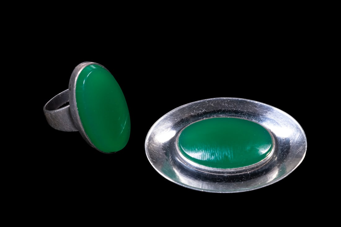 (2) N.E. FROM STERLING SILVER AND GREEN CHALCEDONY JEWELRY (1 of 2)