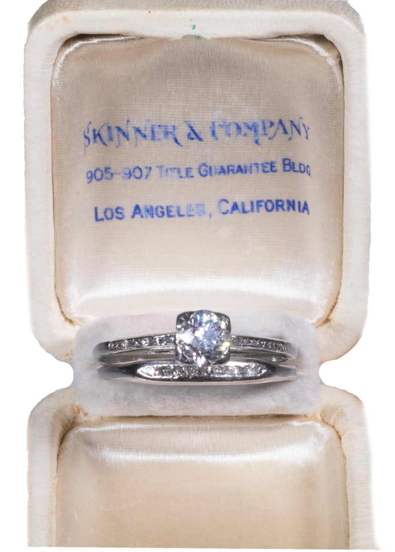VINTAGE PLATINUM DOUBLE-BAND DIAMOND RING (1 of 1)