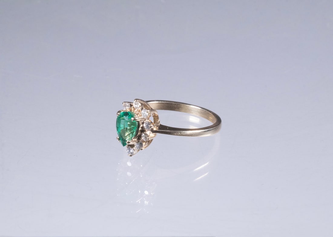 14K GOLD SPINEL AND DIAMOND RING (1 of 2)