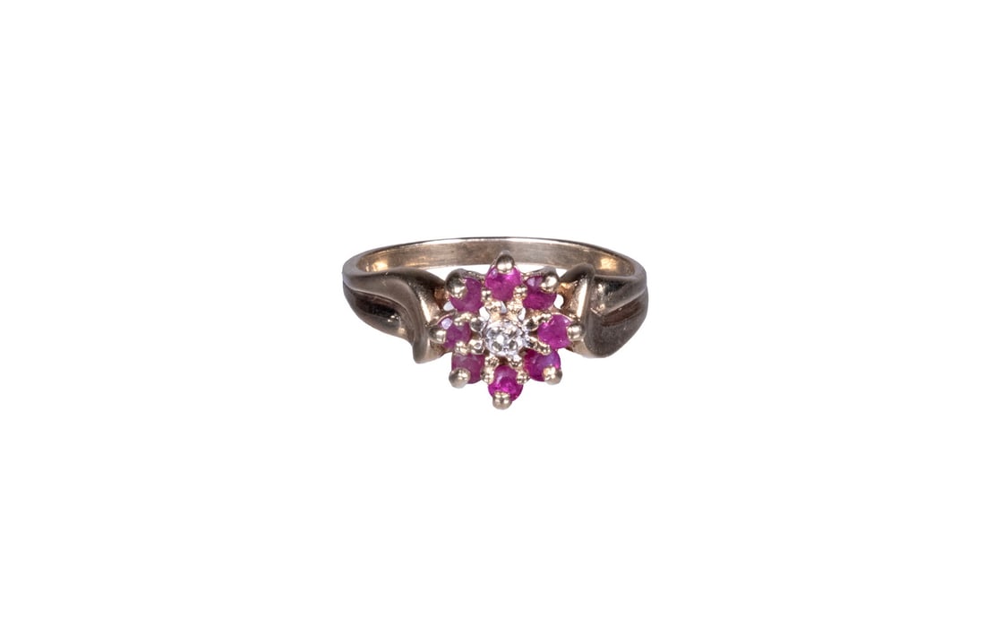 10K GOLD RUBY FLORAL RING (1 of 1)