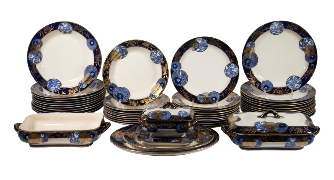 (48 PCS) ROYAL DOULTON PERSIAN SPRAY CHINA (1 of 3)