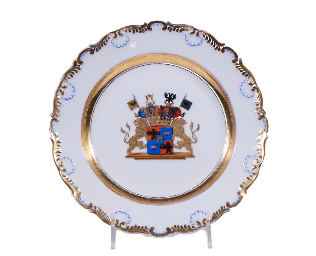 KPM BERLIN ARMORIAL PORCELAIN PLATE FOR GRAF VON FINCKENSTEIN, 19TH CENTURY (1 of 3)