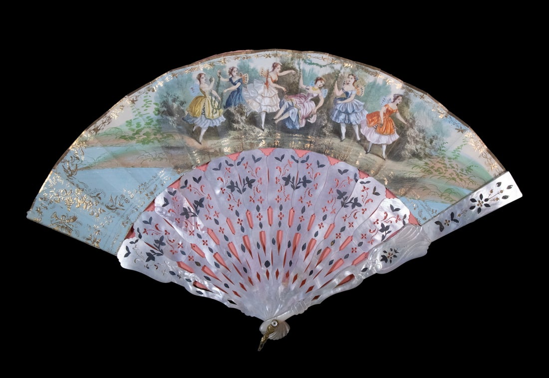 MOTHER-OF-PEARL FAN WITH HAND-PAINTED SCENE (1 of 2)