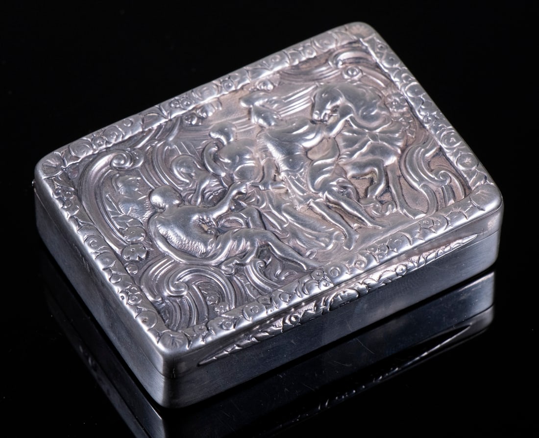 GEORGE IV STERLING SILVER SNUFF BOX (1 of 3)