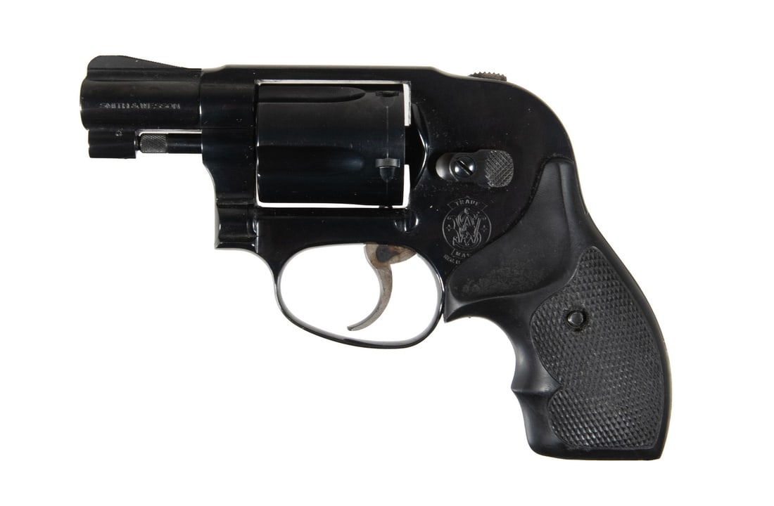 SMITH & WESSON MDL. 49 BODYGUARD SNUB NOSE REVOLVER, .38 SPL (1 of 3)
