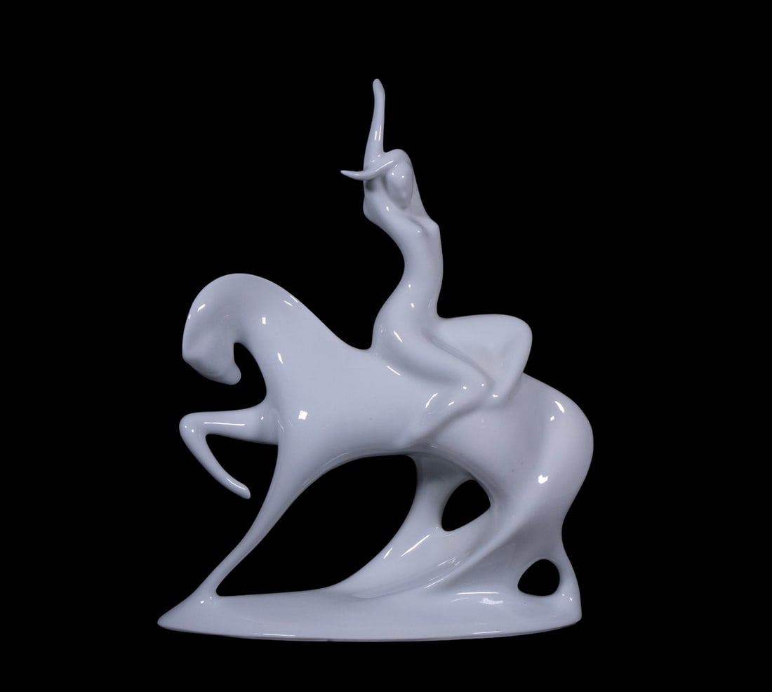 ROYAL DUX PORCELAIN LADY GODIVA SCULPTURE (1 of 4)