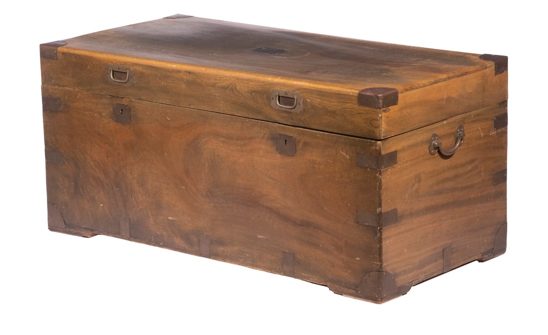 CAMPHORWOOD TRUNK: CAMPHORWOOD TRUNK Brass Mounted Chinese Export Lift Top Chest, early 20th c., having brass corner mounts, side handles, lid lifts, escutcheons and lid cartouche, aromatic interior, 19" high. Top